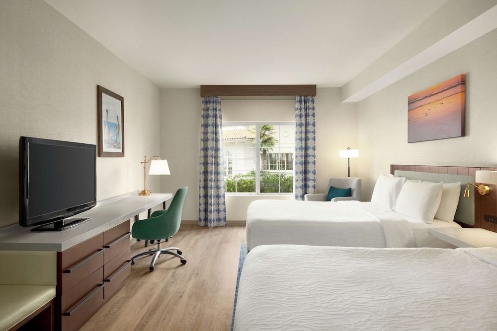 Room, 2 Queen Beds, Accesible with Tub