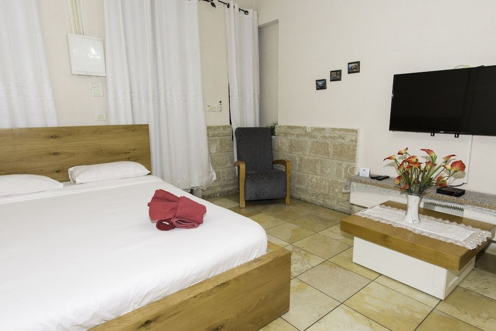 Lake Mansion Family Quadruple Room, 2 Bedrooms 3