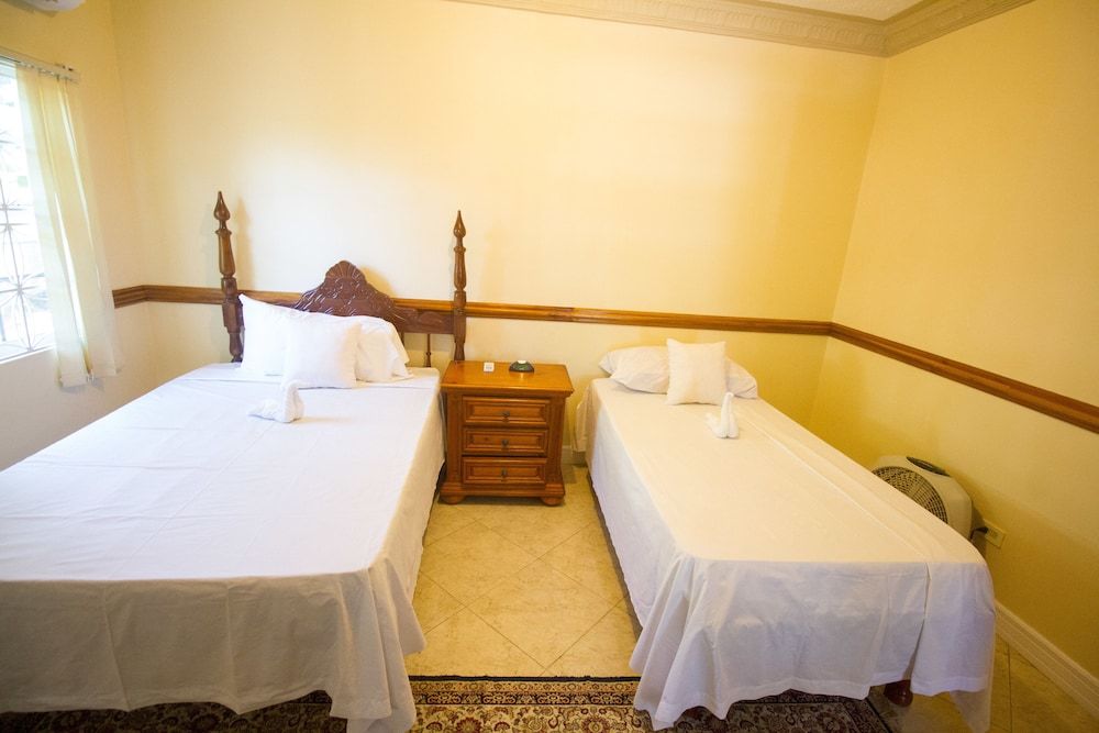 Comfort Double Room, 2 Double Beds, Accessible, Ocean View