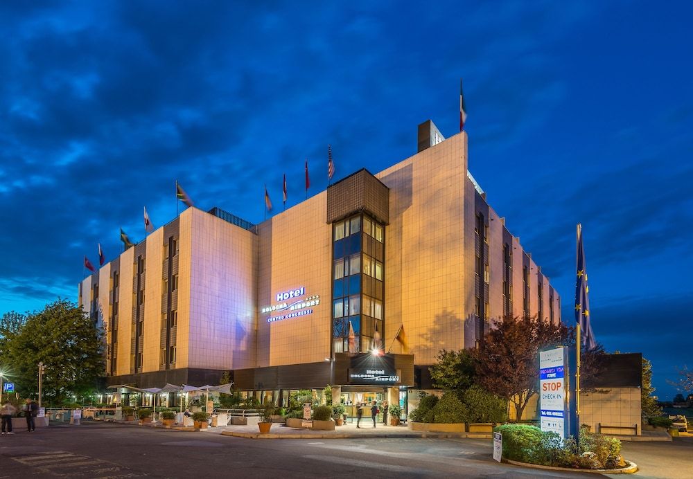 undefined Hotel Bologna Airport 6