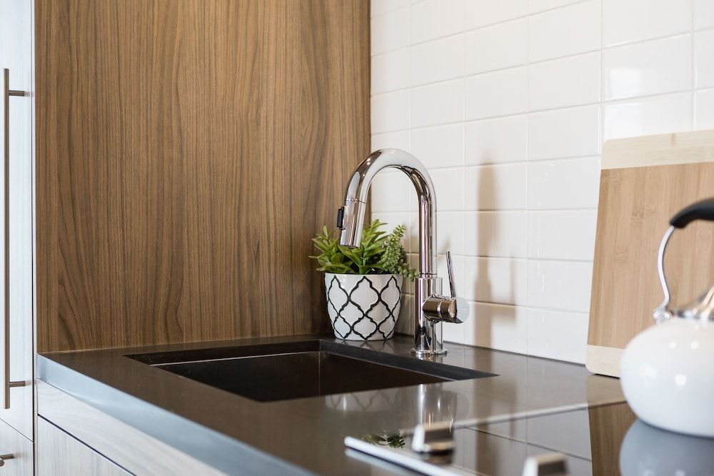 QuickStay - Enchantment in Yorkville - Yonge & Bloor Condo, 1 Queen Bed with Sofa bed 7