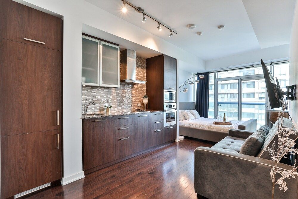 City View High-Rise Condo Condo 13