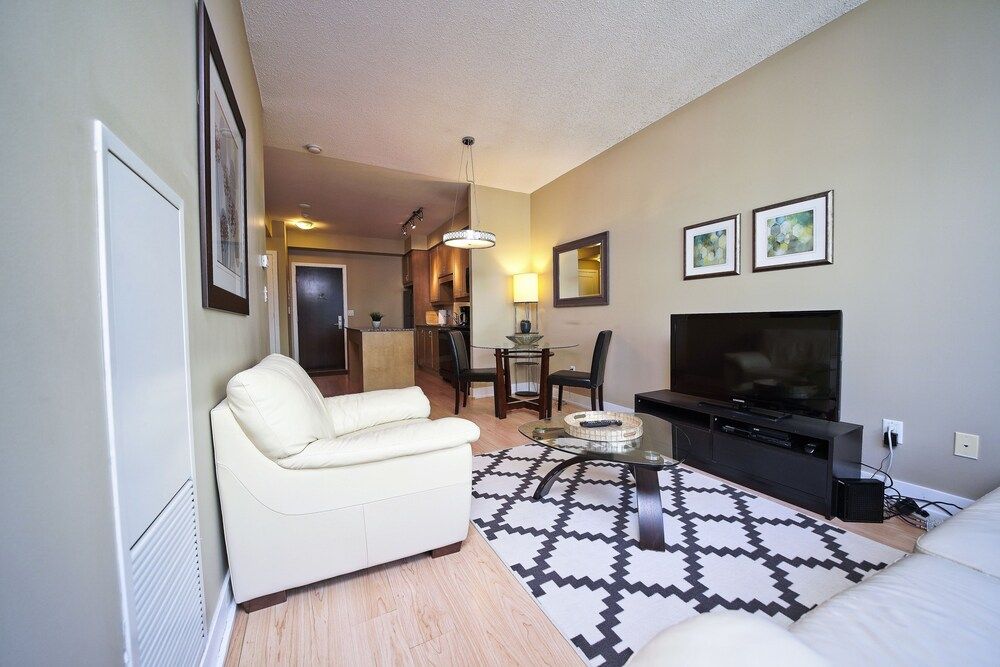 The Elements Boutique Suites Business Condo, 1 Bedroom 6