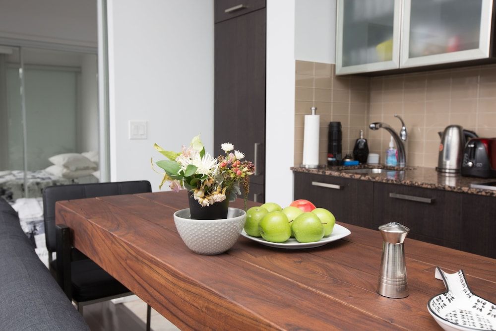 Applewood Suites - 3 Bed Waterfront Area Condo, 3 Bedrooms 11