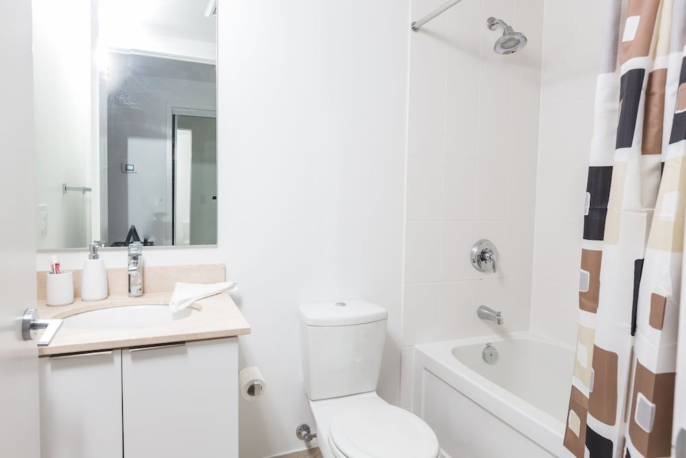 Applewood Suites - 3 Bed Waterfront Area Condo, 3 Bedrooms 26