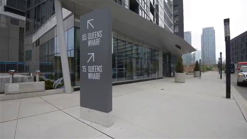 undefined Beautiful Home by Rogers Centre 2