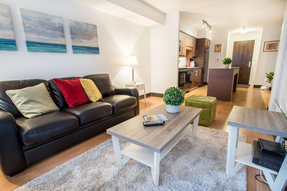 undefined MiCasa Suites - Stylish Condo in the Heart of Downtown 10