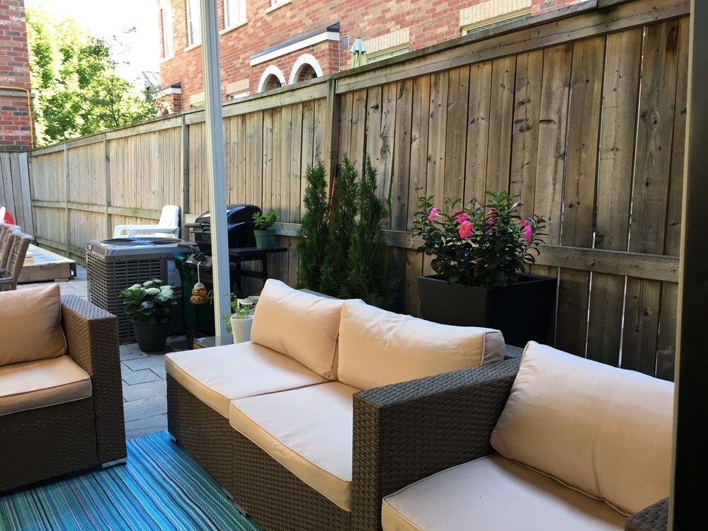 undefined Beautiful 4BR Downtown House, Sleeps 10 9