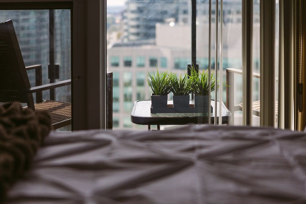 QuickStay - Gorgeous 2-Bedroom in the Heart of Downtown Condo, 2 Bedrooms 19