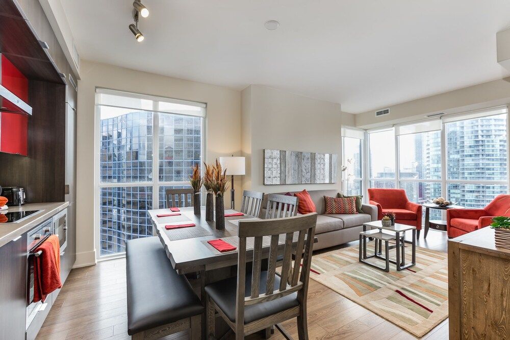 QuickStay - Gorgeous 2-Bedroom in the Heart of Downtown Condo, 2 Bedrooms 21