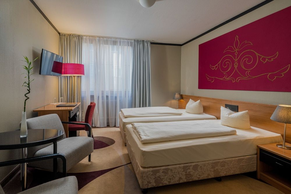 Hotel Fidelio Twin Room 7