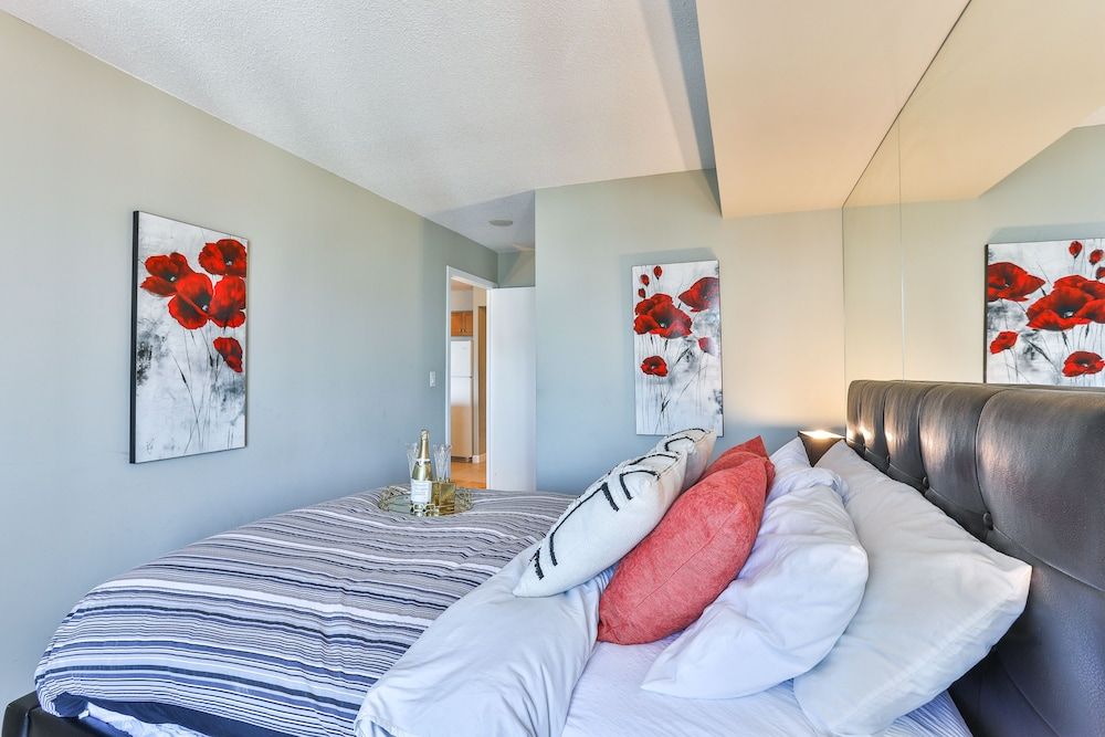 undefined Executive High Rise Suite 8