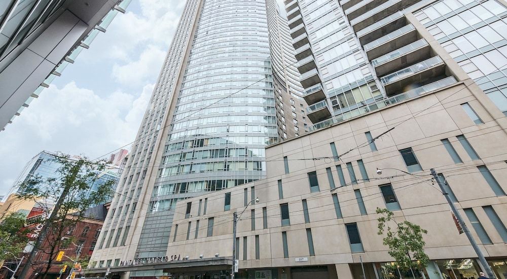 undefined Executive High Rise Suite 2