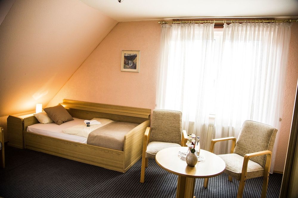 Hotel Stadt Peine Single Room, 1 Bedroom, Non Smoking 2
