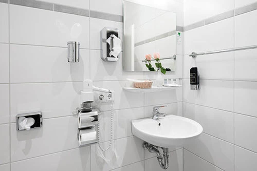 Upper Room Hotel Kurfurstendamm Standard Double Room 12