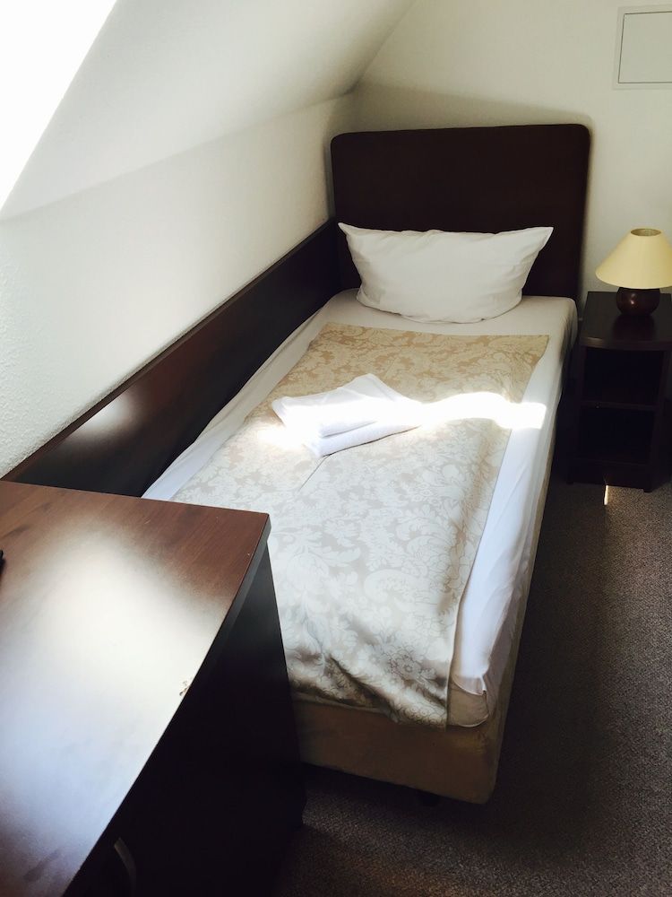 undefined Upper Room Hotel Kurfurstendamm 6