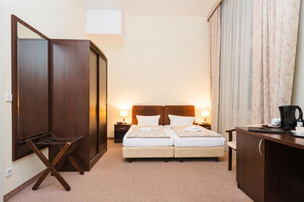 Upper Room Hotel Kurfurstendamm Standard Double Room 7