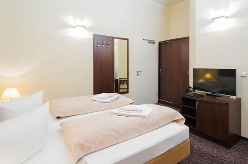 Upper Room Hotel Kurfurstendamm Standard Double Room 4