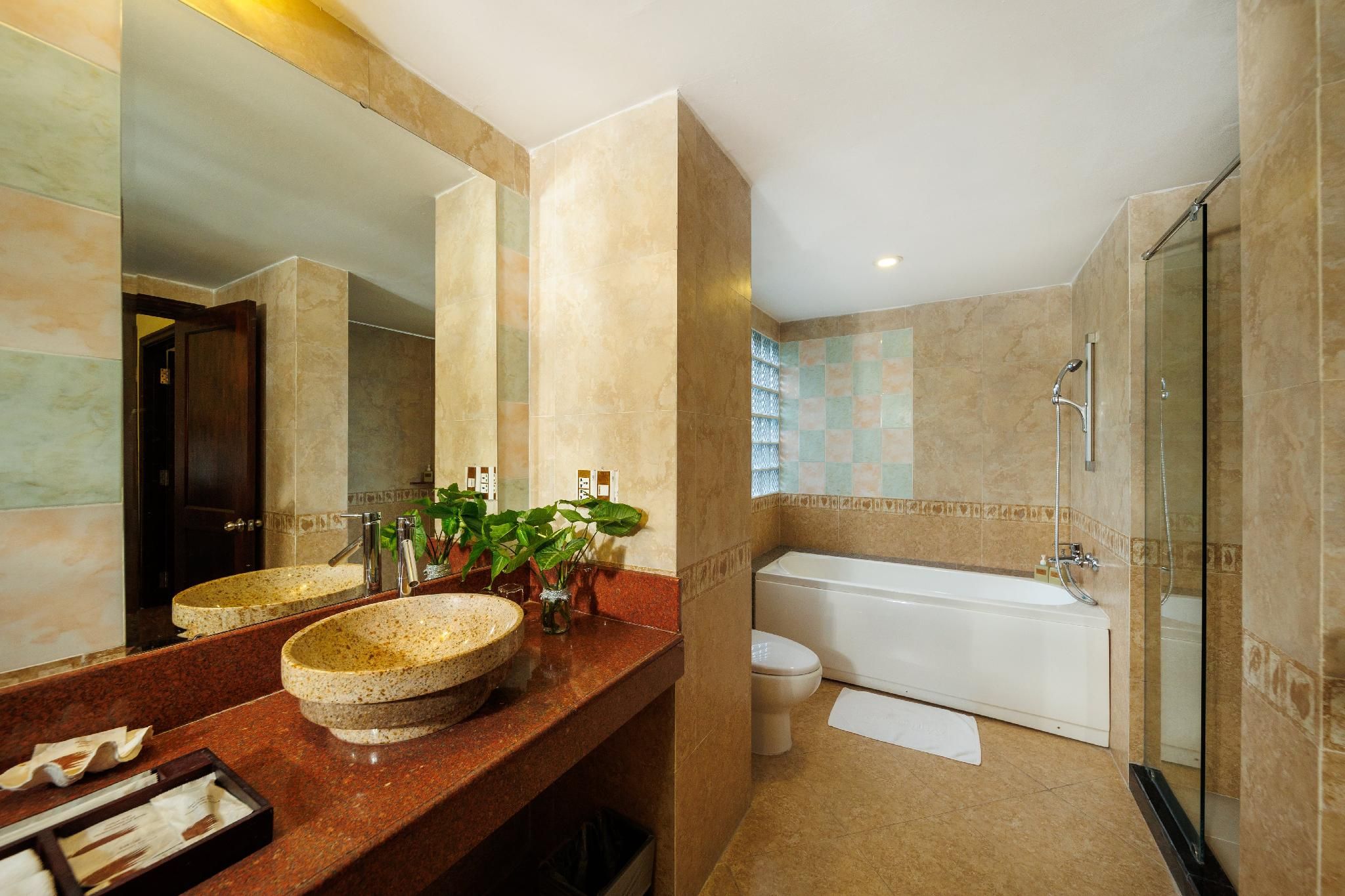Junior Suite Garden View Double