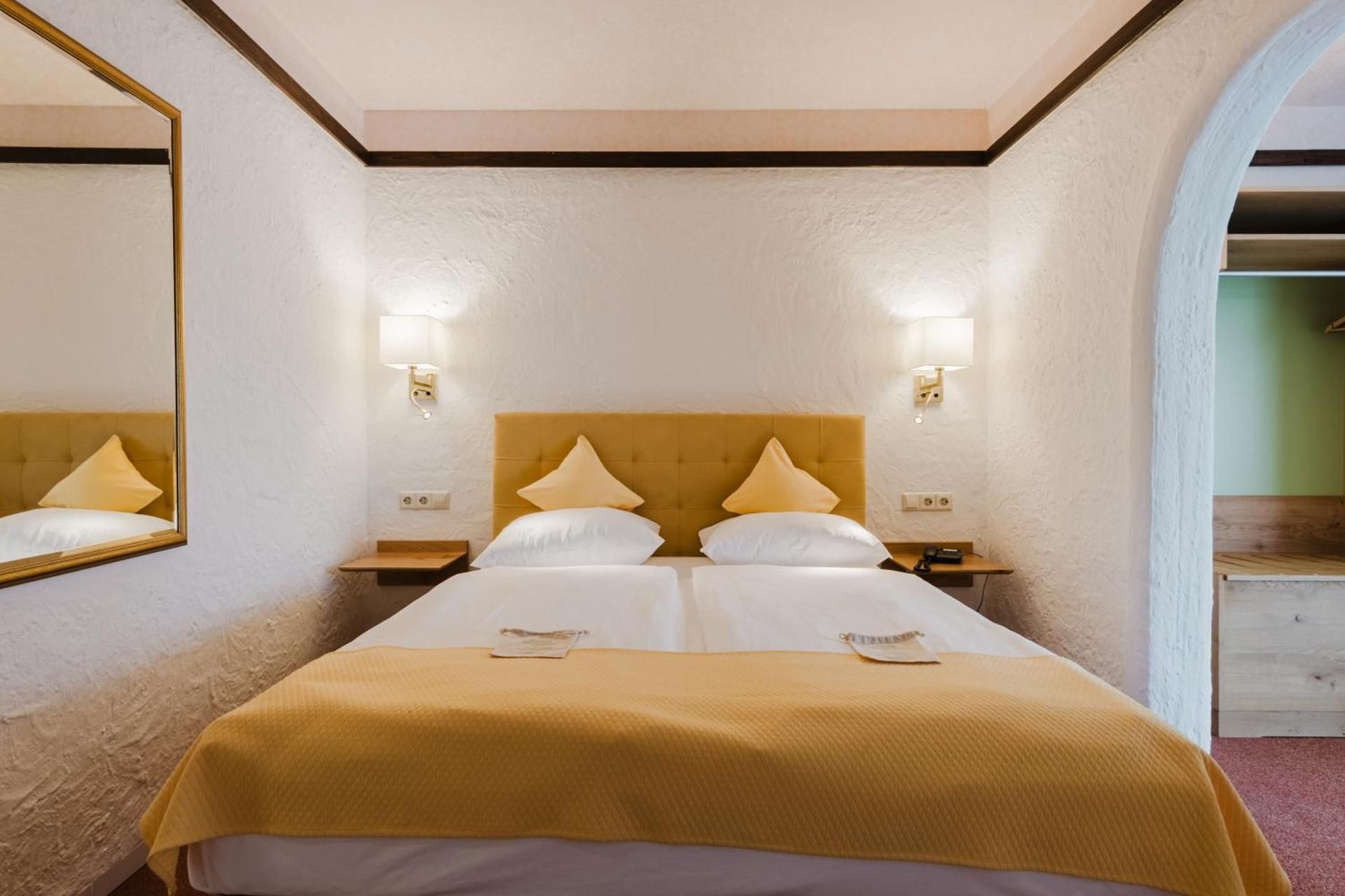 Contel Hotel Koblenz Double or Twin Room 4