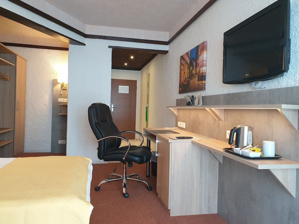 Contel Hotel Koblenz Single Room 5