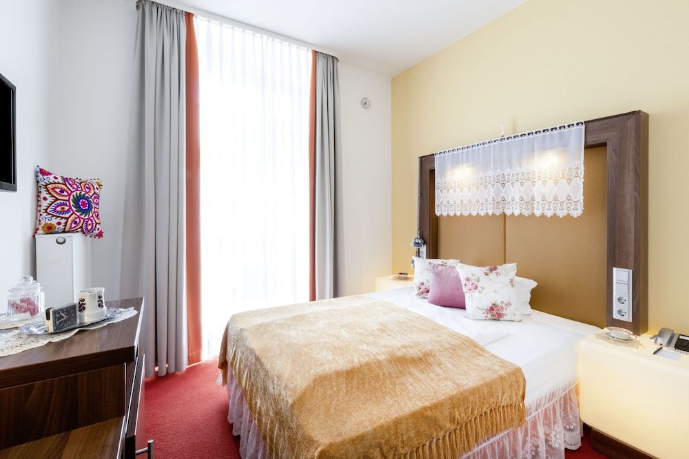 Hotel Tante Alma Mannheim Single Room (modern) 3