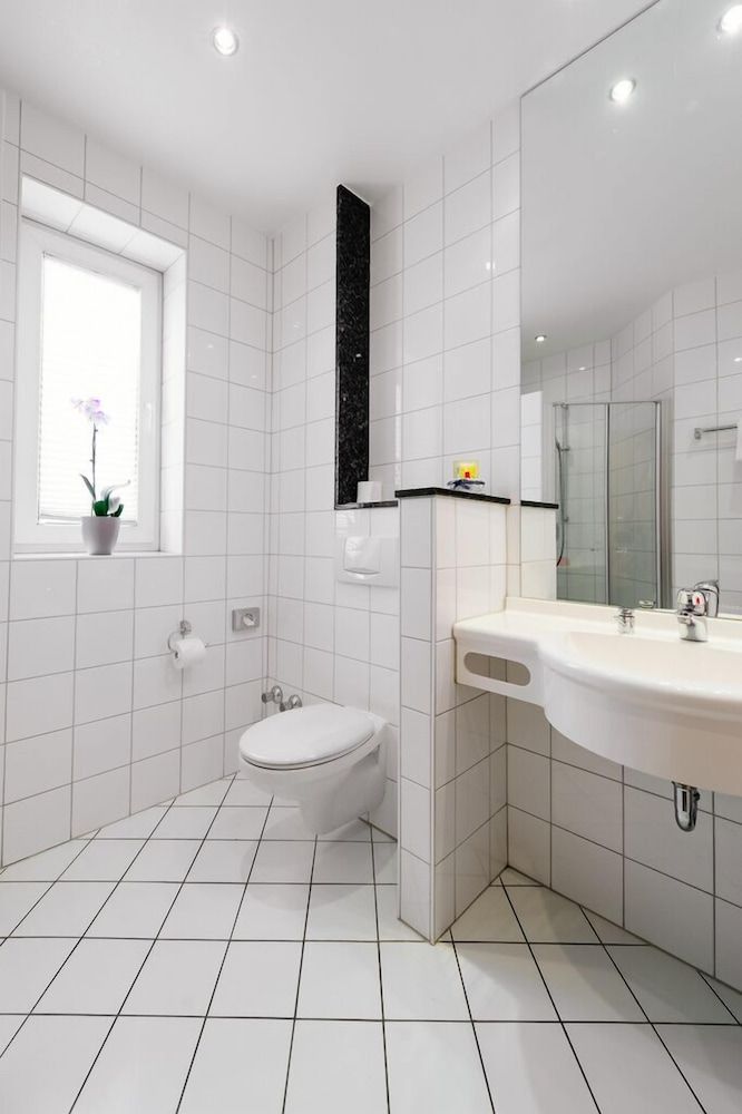 Hotel Graf Lehndorff Standard Double Room, Non Smoking 3