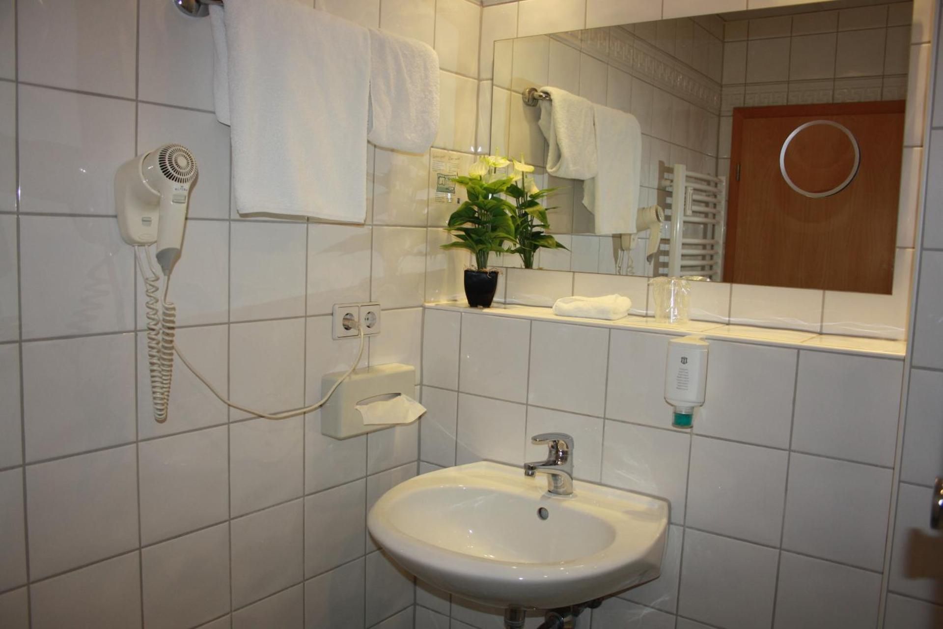 Comfort Single Room