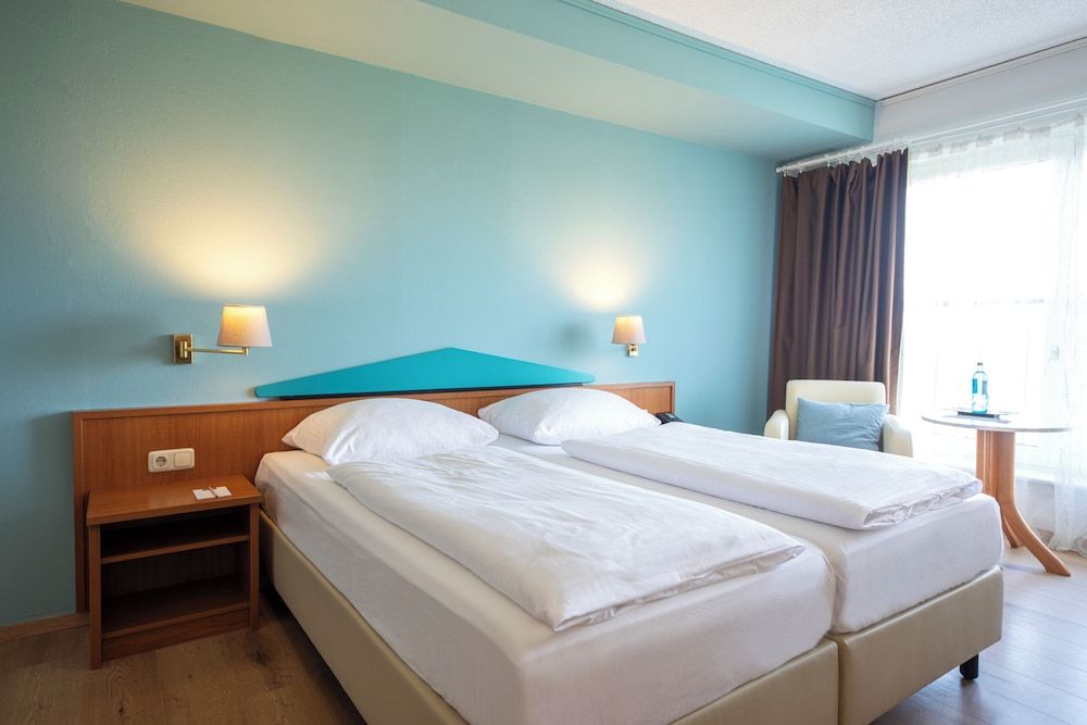 ACHAT Hotel Frankfurt Maintal Business Double Room 2