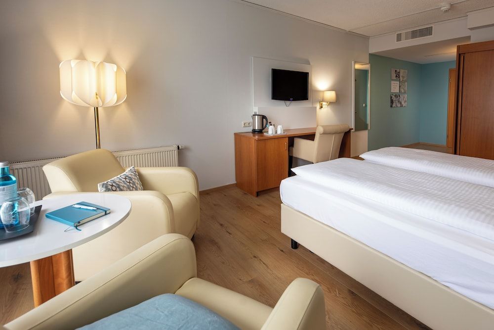 ACHAT Hotel Frankfurt Maintal Superior Double Room 6