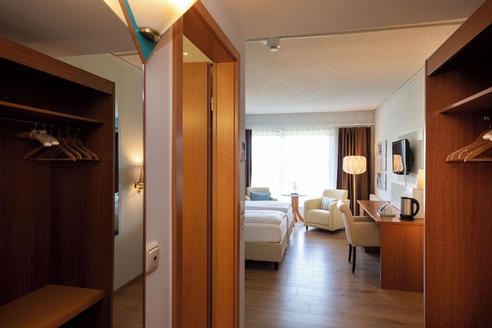 ACHAT Hotel Frankfurt Maintal Business Double Room 11