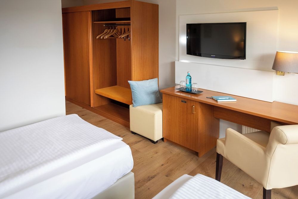 ACHAT Hotel Frankfurt Maintal Economy Single Room 4