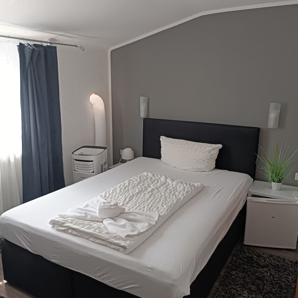 Hotel Ari Standard Single Room, 1 Twin Bed