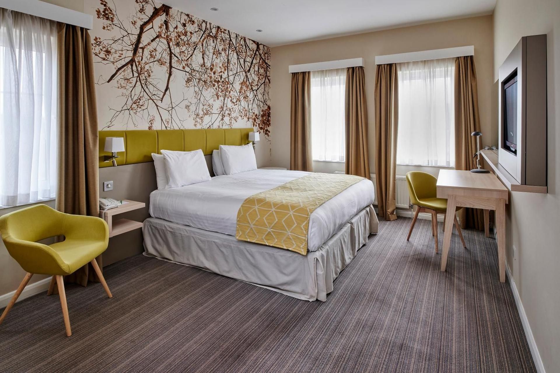 1 Double Bed Standard