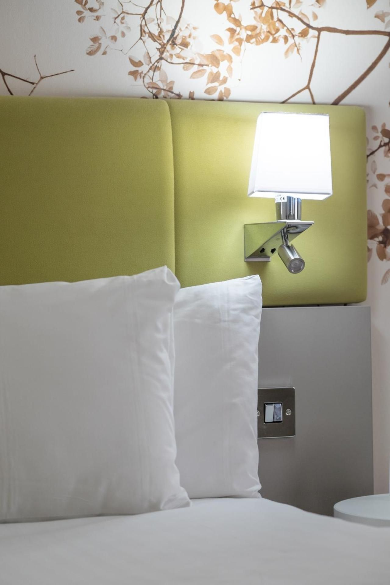 Standard King Room - Disability Access