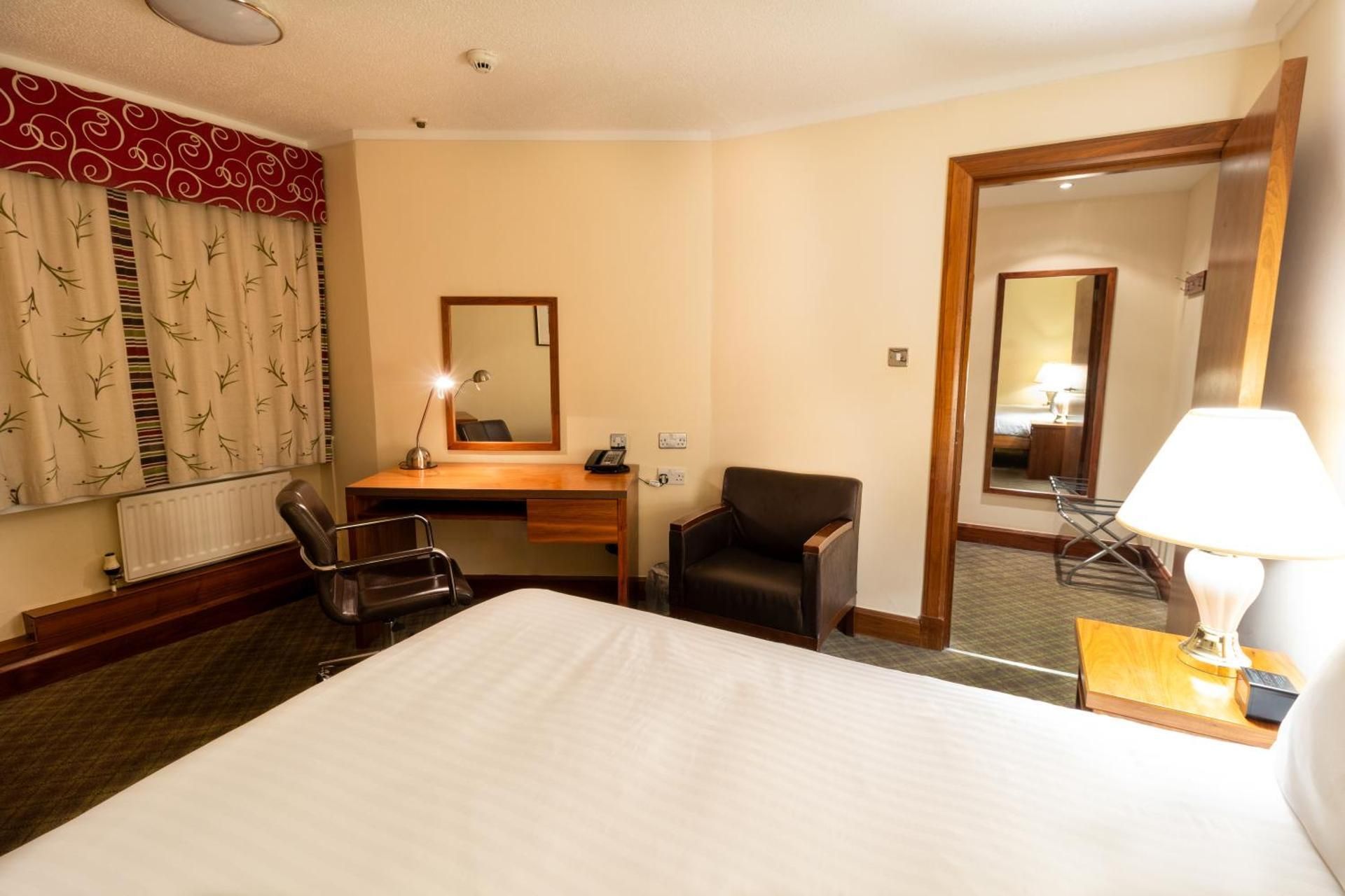 Standard Family Room Sleeps 4