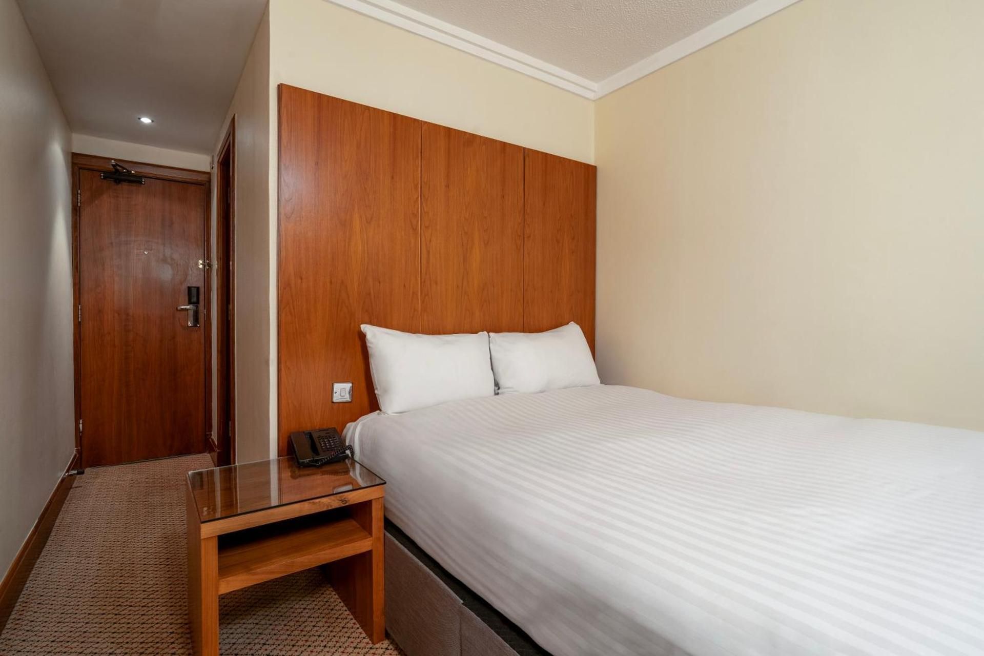 Small Double Room (Located in Annex Building)