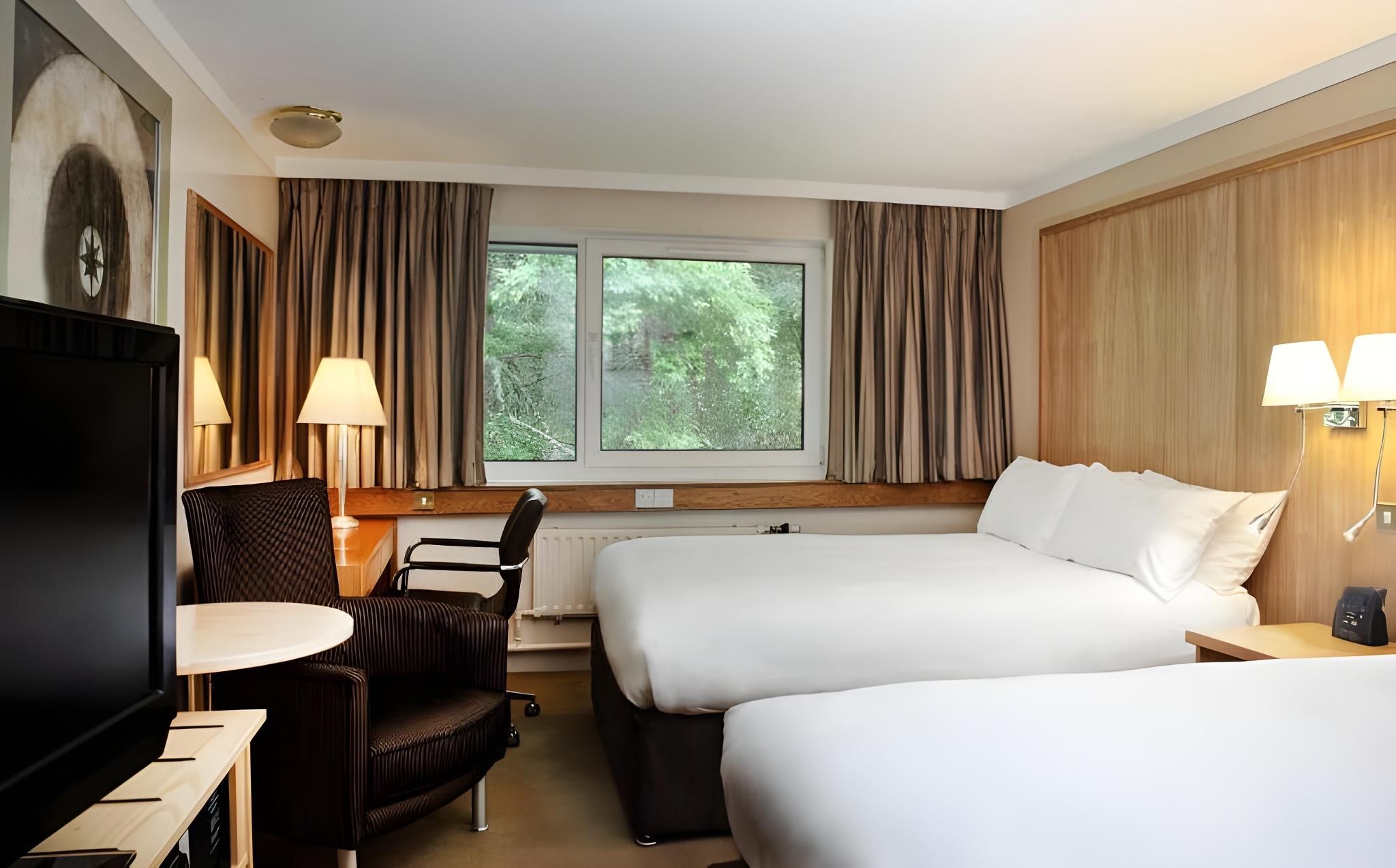 Small Twin Room (Located in Annex Building)