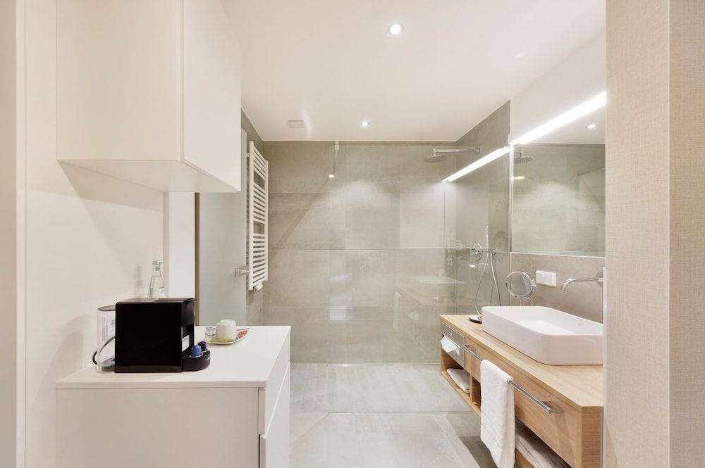 K-Apart Hotel & Boardinghouse Comfort Room 4