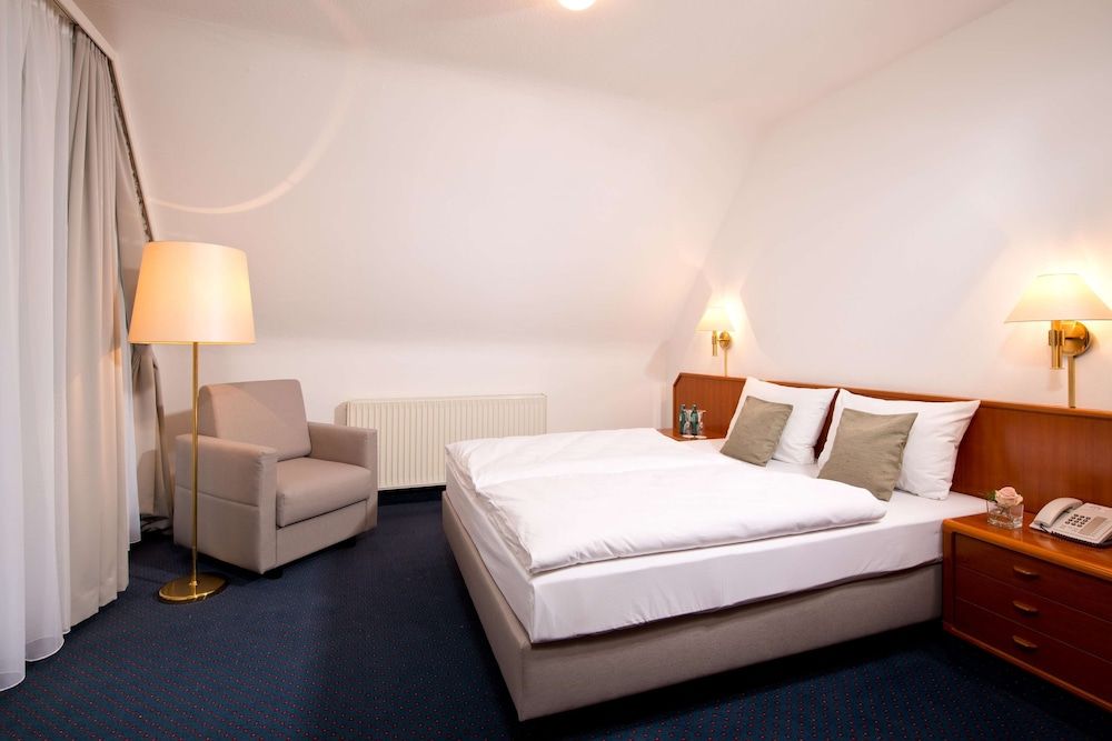 ACHAT Hotel Neustadt an der Weinstraße Business Double Room 3