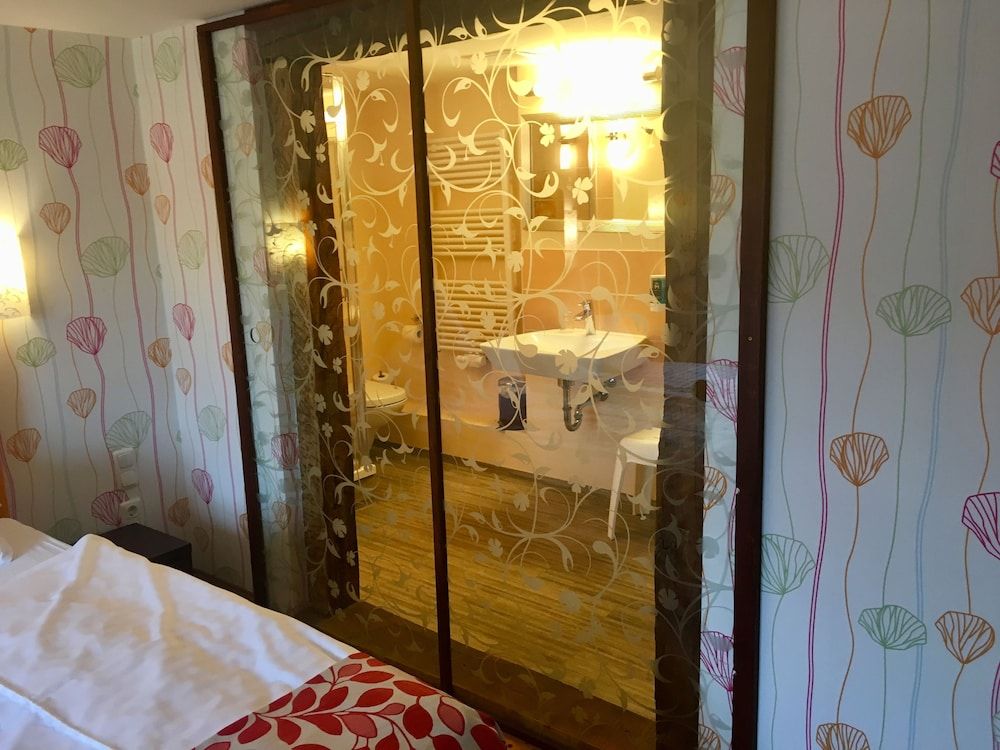 Märchenhotel Bergen Double Room 6