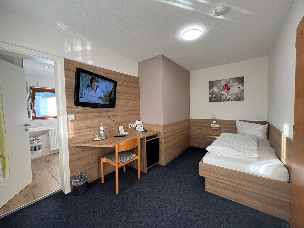 Hotel Klosterbräustuben Single Room 4