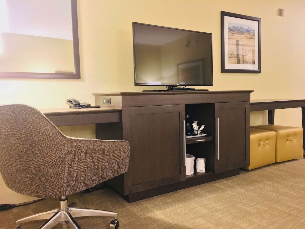 Room, 1 King Bed with Sofa bed, Non Smoking, Refrigerator