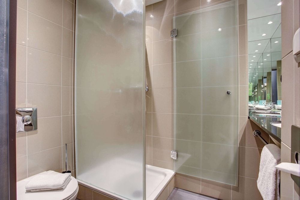 Centro Park Hotel Stuttgart, Trademark Collection by Wyndham Standard Room, 1 Twin Bed 6