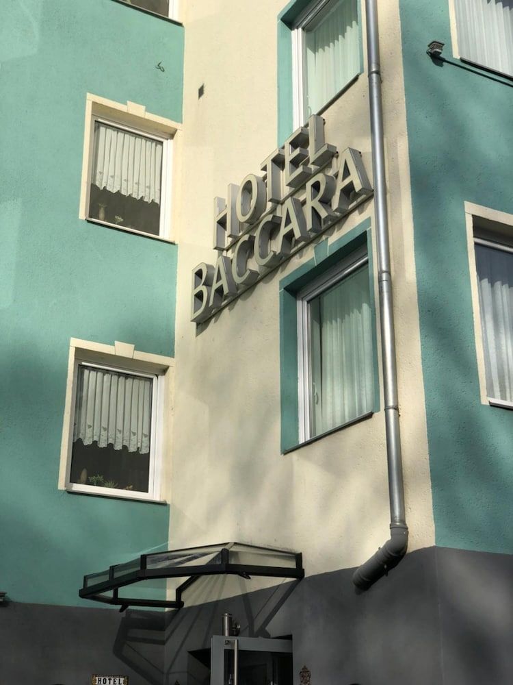 undefined Hotel Baccara 5