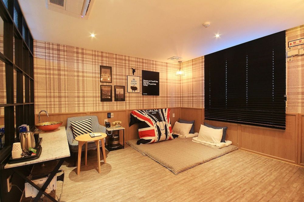 Hotel NOL Standard Double Room (Ondol) 3