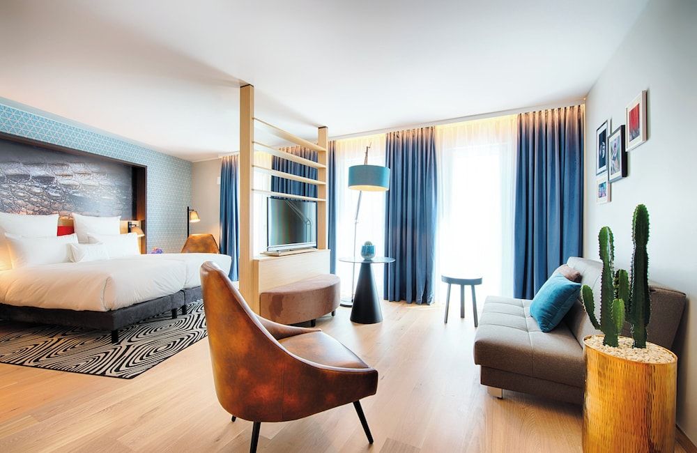 undefined NYX Hotel Munich by Leonardo Hotels 3