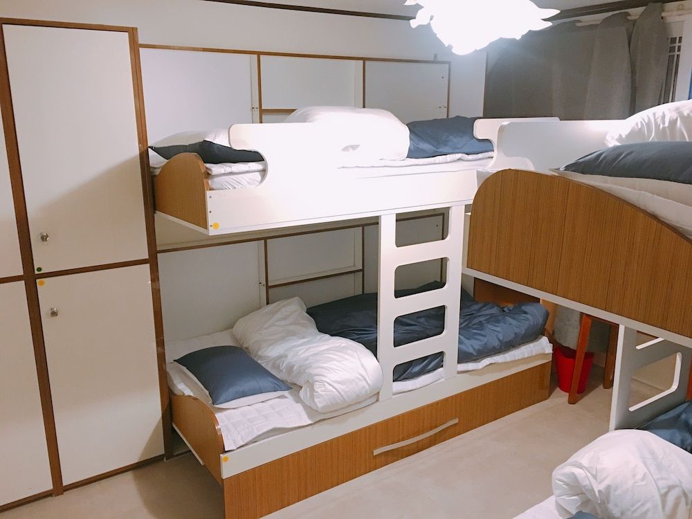 undefined Lux Guesthouse - Hostel 5