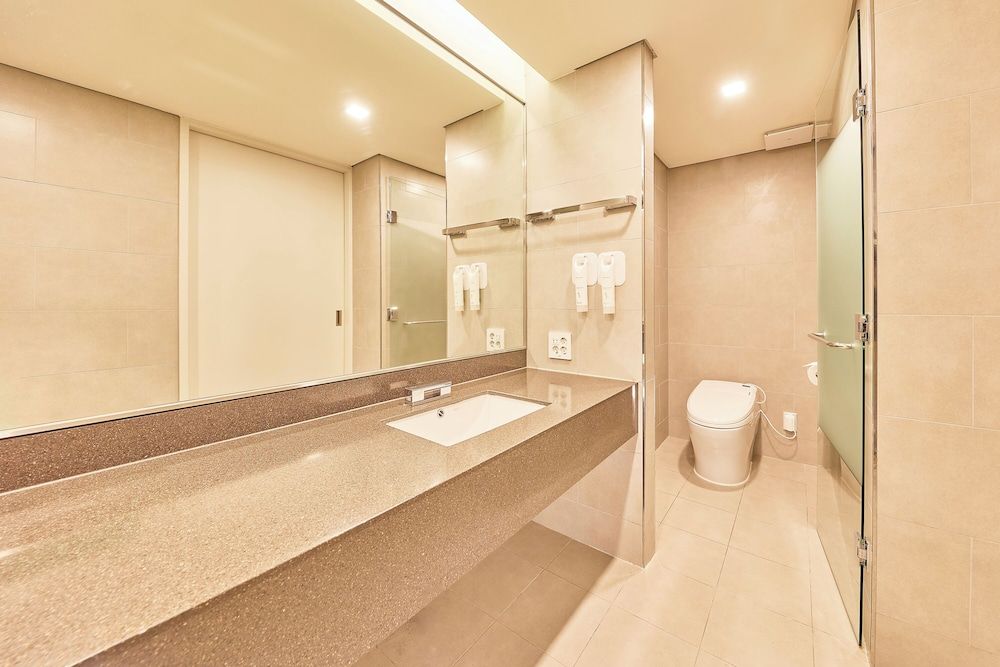 Hotel Thomas Myeongdong Suite 4