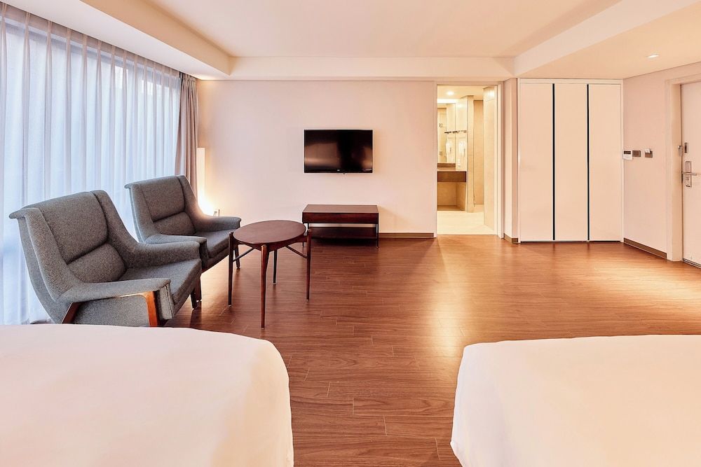 Hotel Thomas Myeongdong Suite 6